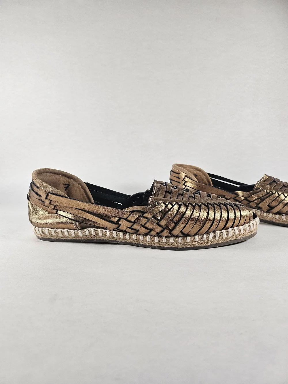 Ethnic Heritage metallic woven